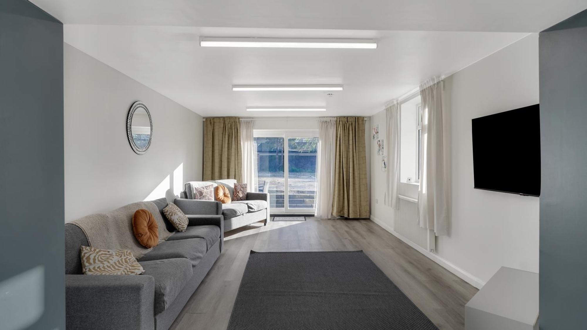 Comfy Double En-Suite Room In Barking Barking  Eksteriør bilde