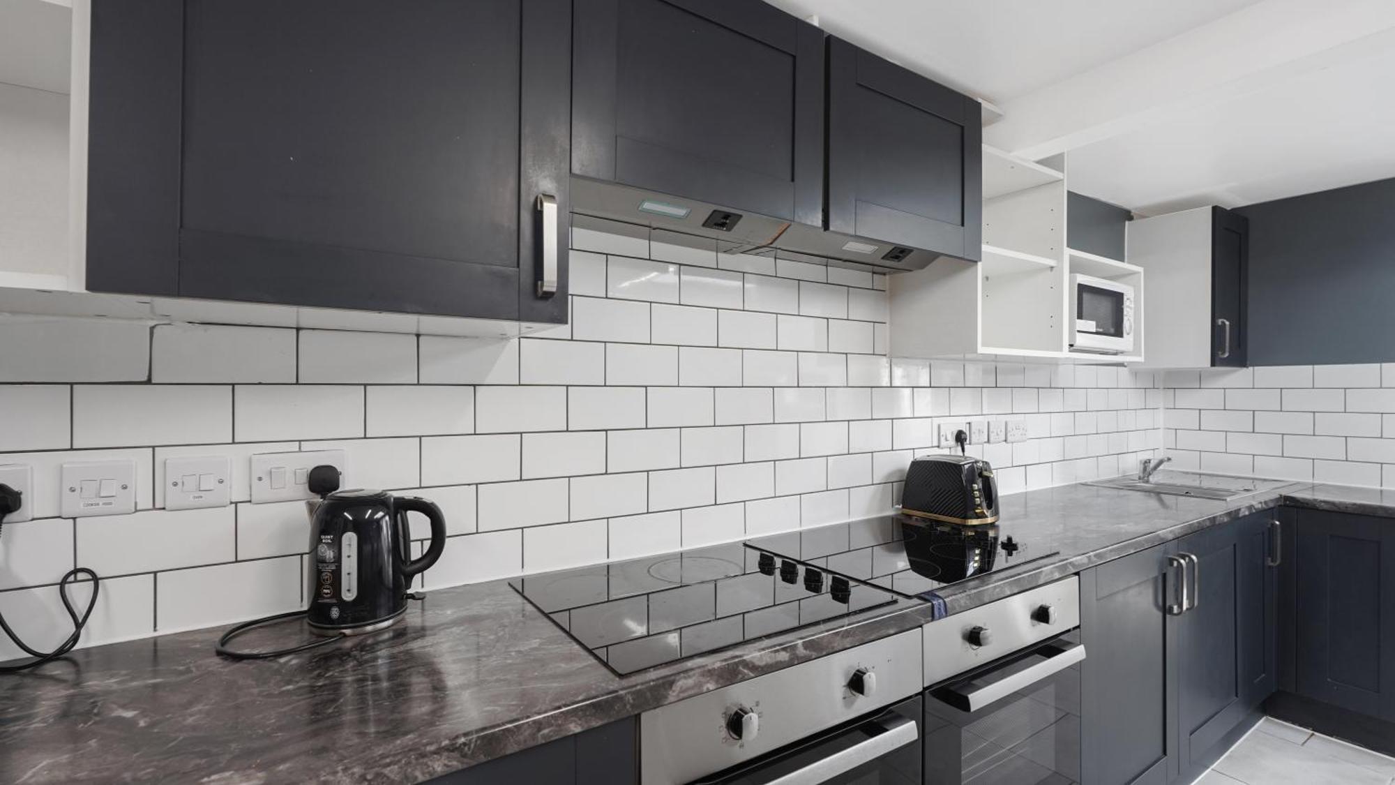 Comfy Double En-Suite Room In Barking Barking  Eksteriør bilde